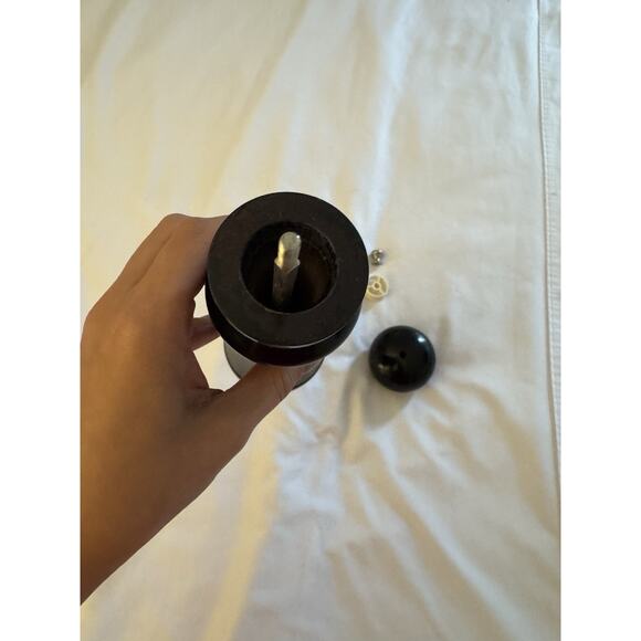 Davis & Waddell Salt Grinder Shaker Black Large Oversized Kitchen Classic Home - Picture 2 of 7